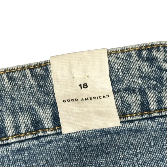 Good American The Bombshell Short. Sz: 16 - Picture 10 of 14